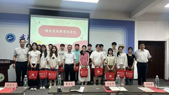 18880877a867fc5c2c485de34483c1d6