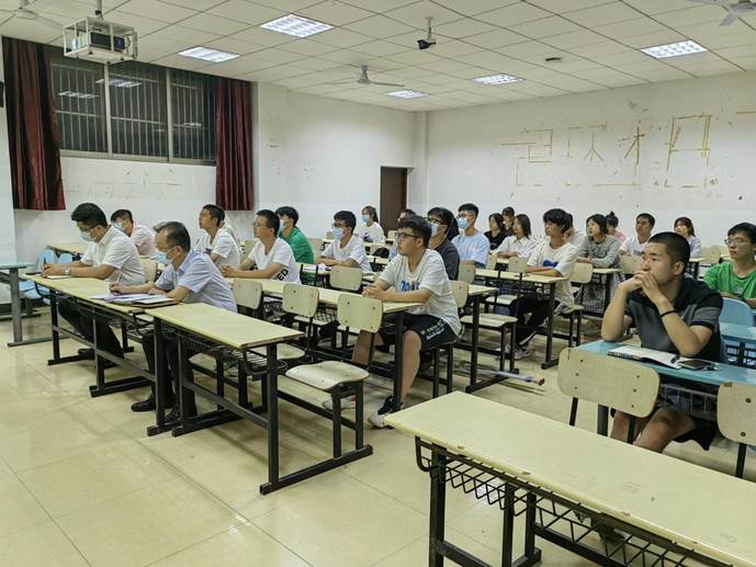 草榴社区
第一分会场